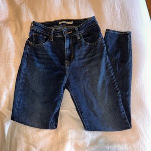 Levi’s skinny jeans